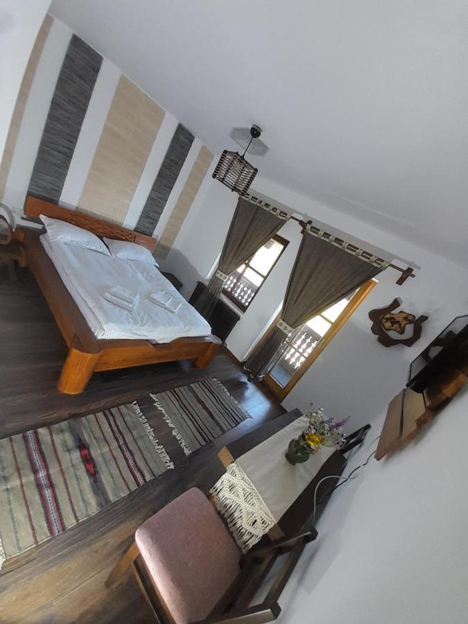 Appartamento Mosia Dar In Rai Berbesti Esterno foto
