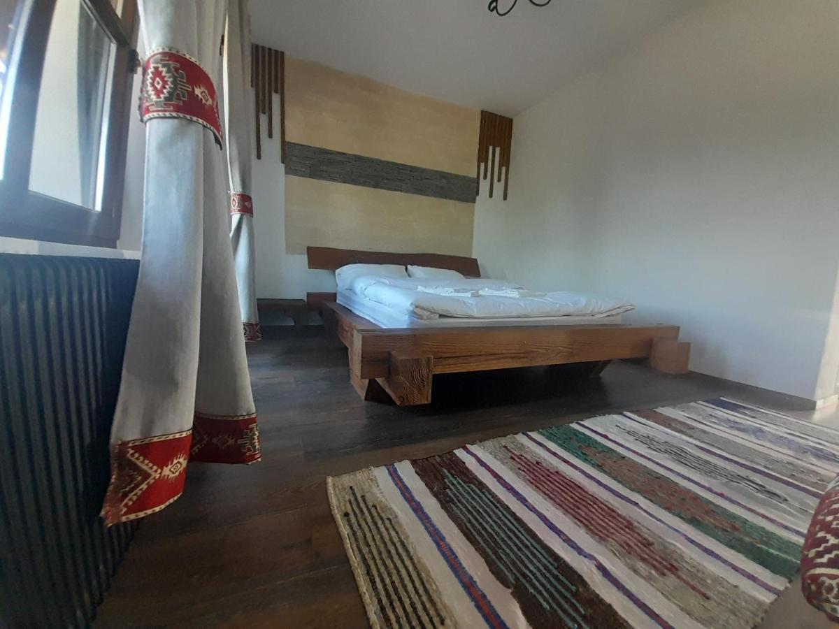 Appartamento Mosia Dar In Rai Berbesti Esterno foto