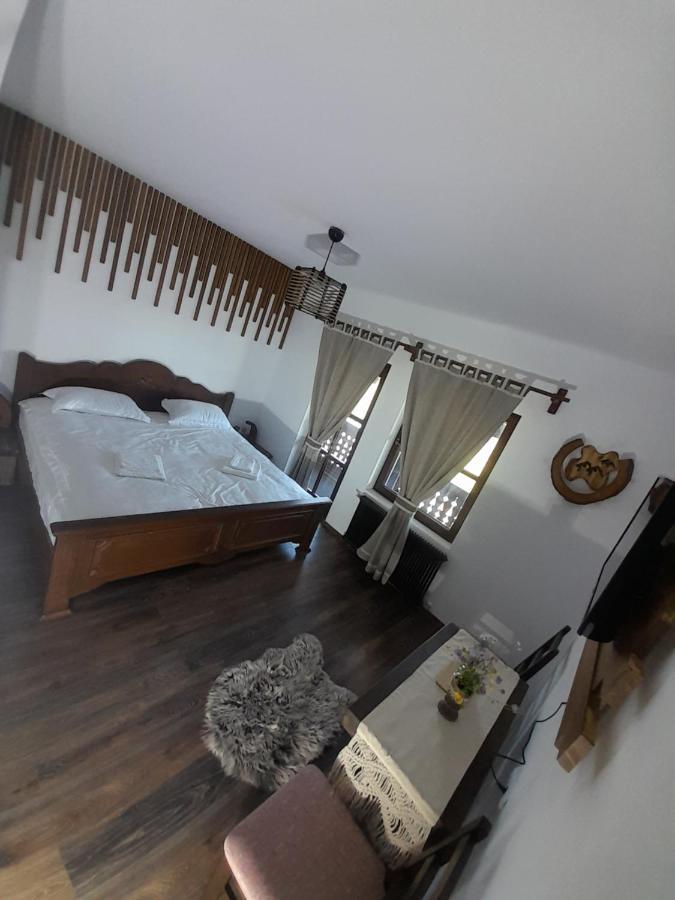 Appartamento Mosia Dar In Rai Berbesti Esterno foto