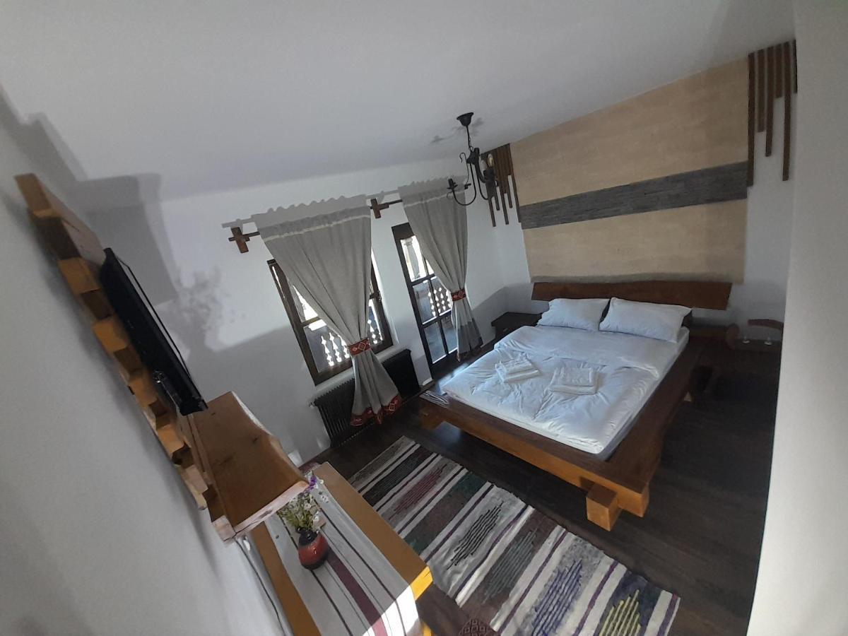 Appartamento Mosia Dar In Rai Berbesti Esterno foto